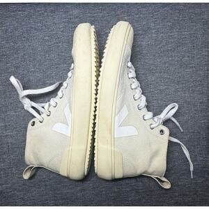 Veja Wata II Canvas Butter White Ivory Women Casual Lifestyle Shoes Size 8M